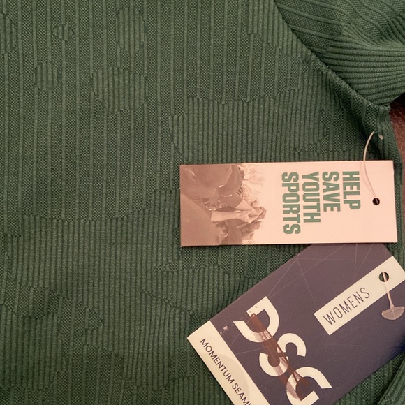 NWT dark green Momentum Seamless top, Dick's Sporting Goods (DSG), size XXL. - Picture 8 of 9